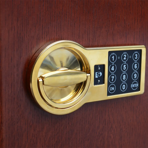 Заказной сейф с дизайном technomax с отделкой деревом, золочение замка.